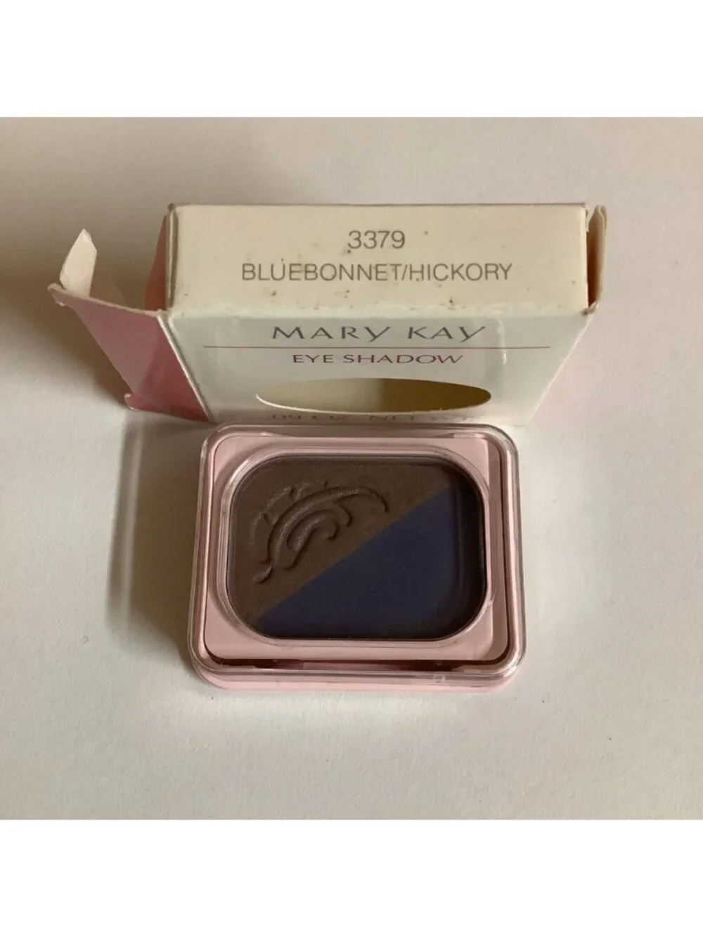 Mary Kay Bluebonnet/Hickory Eye Shadow, 09 oz. Discontinued, Rare, New In Box